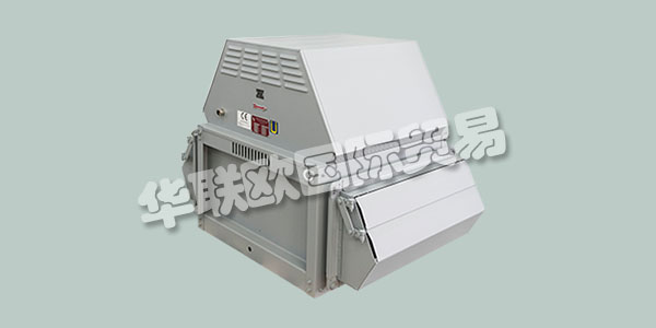 ALFRED EICHELBERGER GmbH&Co.KG是一家由業(yè)主管理,注重傳統(tǒng)的家族企業(yè)。自1931年Alfred Eichelberger成立以來,該公司在柏林Neuk?lln生產(chǎn)風扇和空氣技術產(chǎn)品