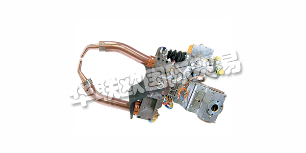 ARO總部位于法國勒芒附近的Chateau-du-Loir，在歐洲，美洲和遠(yuǎn)東設(shè)有地區(qū)辦事處，并擁有獨立的銷售和服務(wù)合作伙伴。ARO是多學(xué)科英國工程集團(tuán)Langley Holdings plc的一個部門。?