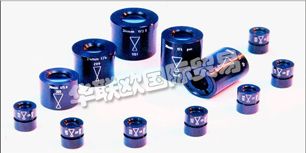 BECK OPTRONIC SOLUTIONS擁有可追溯至1839年的開創(chuàng)性血統(tǒng)，設(shè)計(jì)和制造精密光學(xué)解決方案。BOS總部位于英國(guó)赫默爾亨普斯特德，擁有全面的功能，可以設(shè)計(jì)和制造復(fù)雜的集成光學(xué)系統(tǒng)，用于防紫外線，可見光，近紅外，SWIR，MWIR和LWIR波段的國(guó)防和商業(yè)用途。