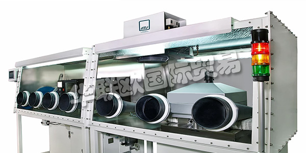 德國ATV主要產品:ATV升溫爐、回流爐等。ATV Technologie GmbH成立于1982年,是微電子領域的國際參與者,專注于制造和分銷真空焊接設備和加工烤箱。