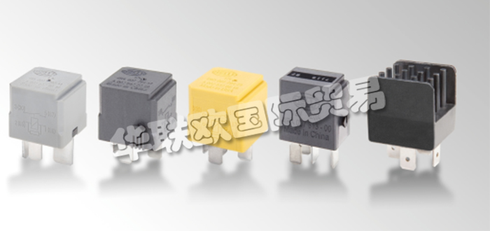 德國(guó)HELLA公司主要供應(yīng)：德國(guó)HELLA傳感器,HELLA執(zhí)行器，繼電器，模塊，控制模塊，控制單元，DC轉(zhuǎn)換器，真空泵，加速踏板傳感器，位置傳感器，轉(zhuǎn)向傳感器，中型傳感器，空調(diào)傳感器和雨/光傳感器等產(chǎn)品。